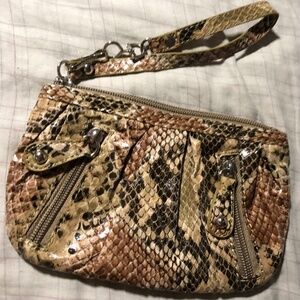 NWOT Tan Snakeskin Wristlet - Wrist strap can attach/hang on your bag / purse